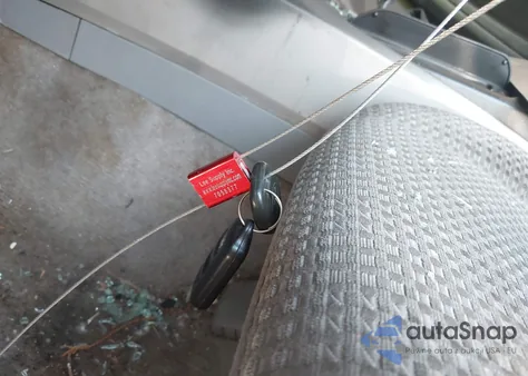 2004 Toyota 4Runner Sr5 V6 z USA, uszkodzony, nr VIN JTEZU14R340026152